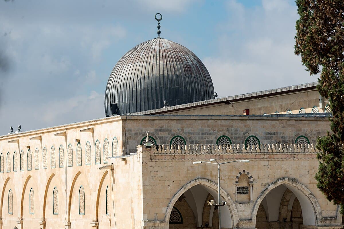Return to landmarks - AL-AQSA MOSQUE: History, Attractions & Visitor Guide