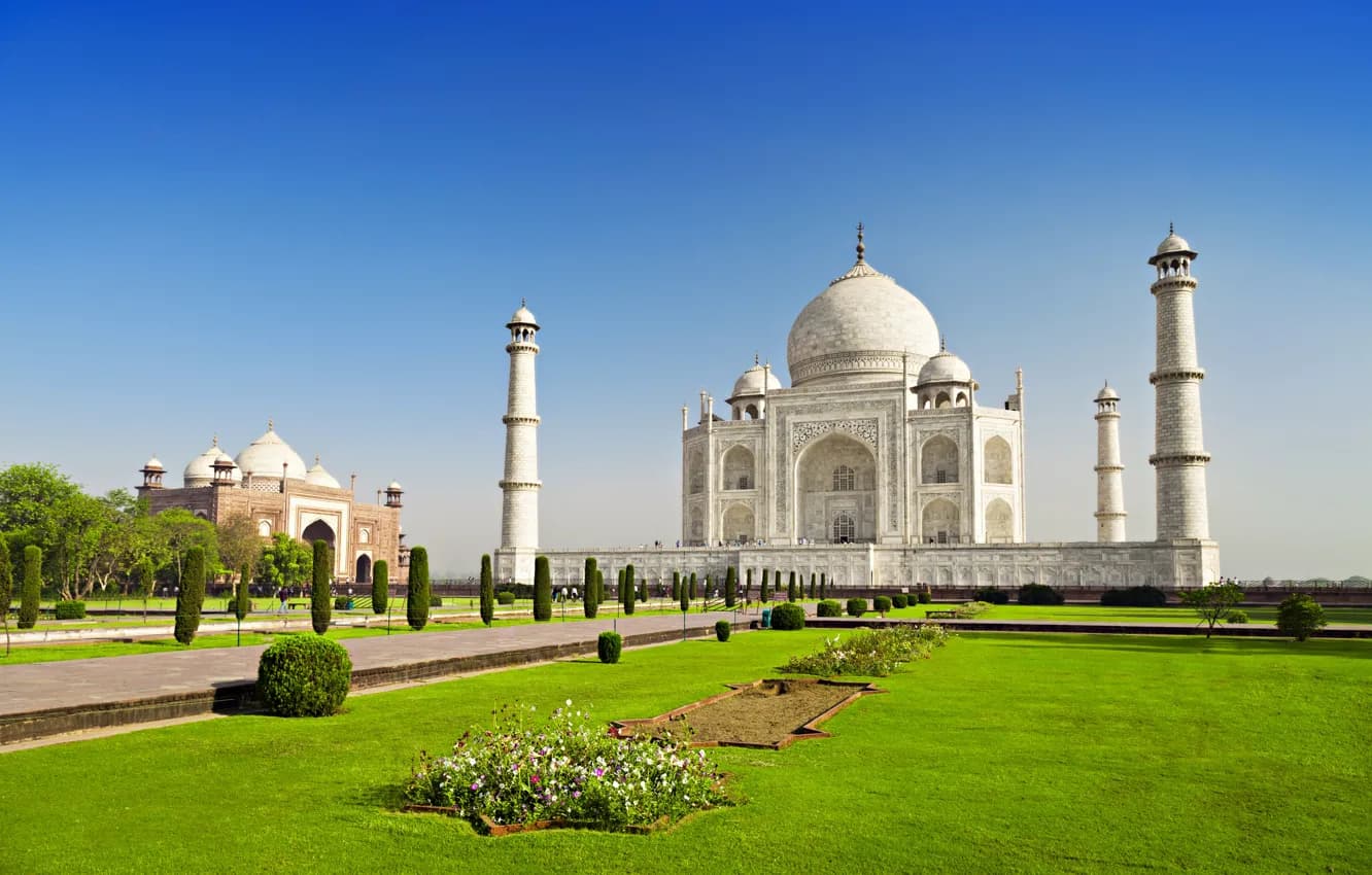 Return to landmarks - Taj Mahal: History, Attractions & Visitor Guide