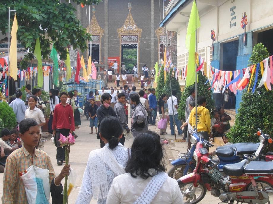 The entrance to Wat Moha Montrey in Phnom Penh on Pchum Ben day