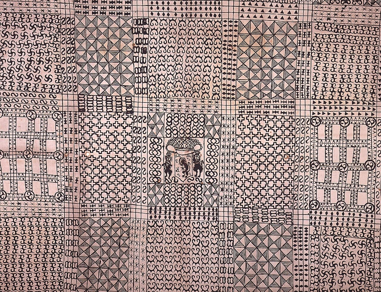 An 1825 depiction of adinkra cloth and its stamped symbols