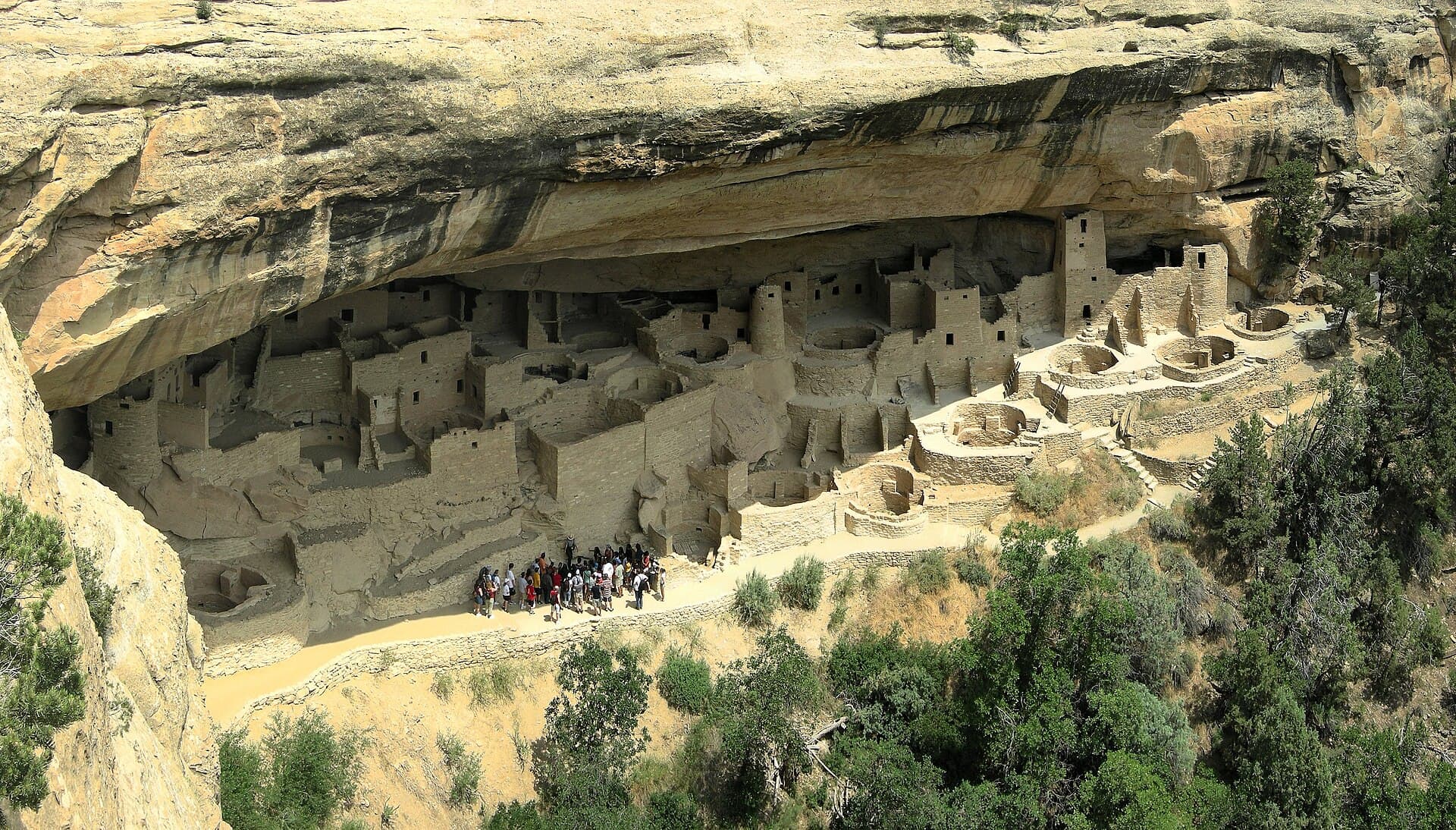 Cliff Palace in its alcove at Mesa Verde